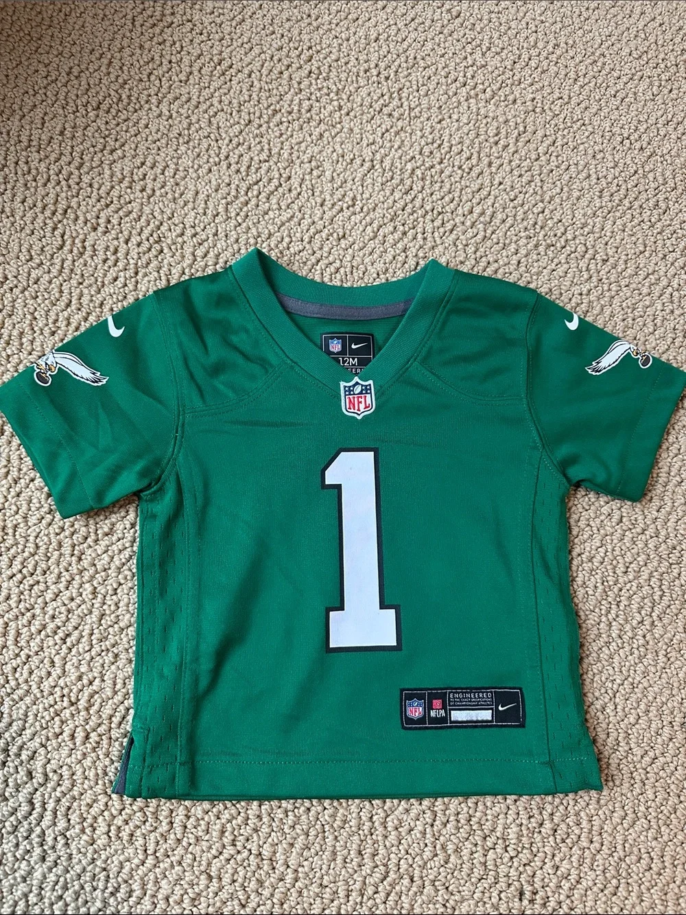 Nike Philadelphia Eagles NFL Jersey Jalen Hurts size 12mth